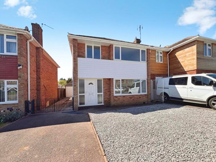 3 Bedroom Detached House For Sale In Park View, Sharnford, Leicester, LE10