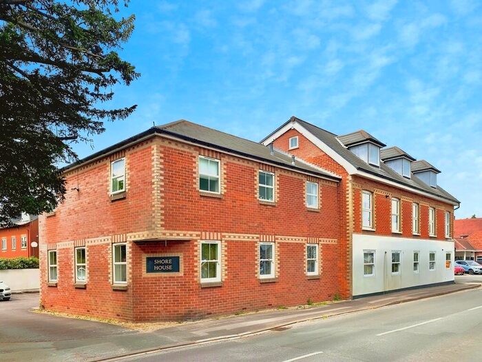 2 Bedroom Mews To Rent In Newtown Road, SO31