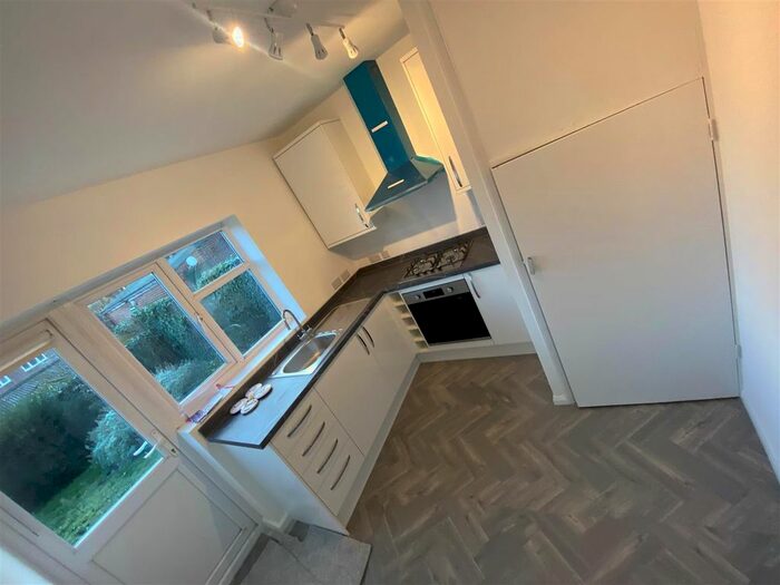 2 Bedroom Property To Rent In Watling Street, Bexleyheath, DA6