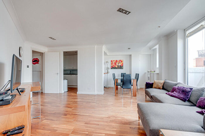 2 Bedroom Apartment To Rent In St Johns Wood Road, St Johns Wood, London, NW8