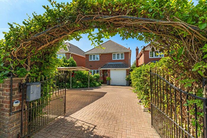 4 Bedroom Detached House For Sale In Cressex Road, High Wycombe, HP12