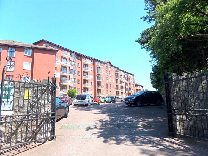 2 Bedroom Apartment To Rent In Marine Road, Colwyn Bay, Conwy, LL29