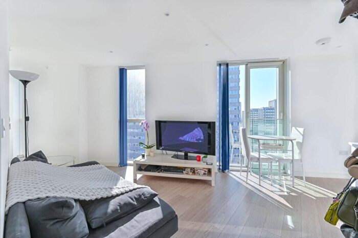 Studio For Sale In Saffron Central Square, Croydon, CR0