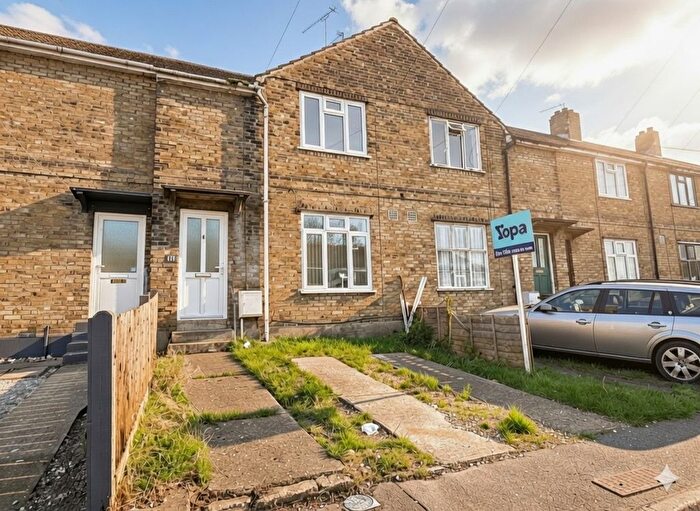 3 Bedroom Terraced House For Sale In Princes Street, Rochester, ME1