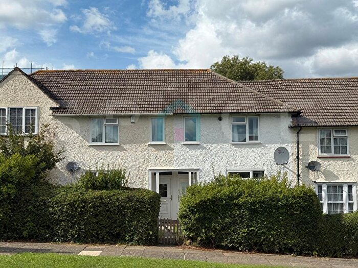 2 Bedroom Terraced House For Sale In Millfield Road, Burnt Oak, Edgware, HA8