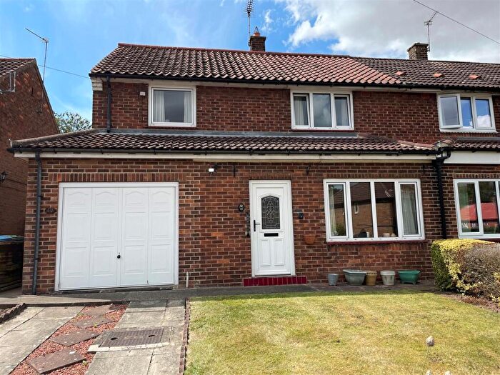 3 Bedroom Terraced House For Sale In Linden Road, Northallerton, DL6