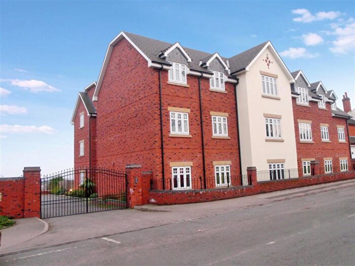 2 Bedroom Flat To Rent In Mount Pleasant, Redditch, B97