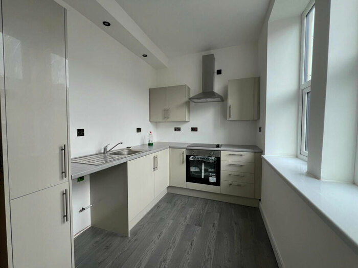 4 Bedroom Flat To Rent In High Street, Wallsend, Newcastle Upon Tyne, NE28