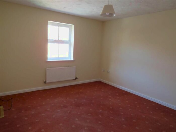 2 Bedroom Property To Rent In Kendall Place, Medbourne, Milton Keynes, MK5