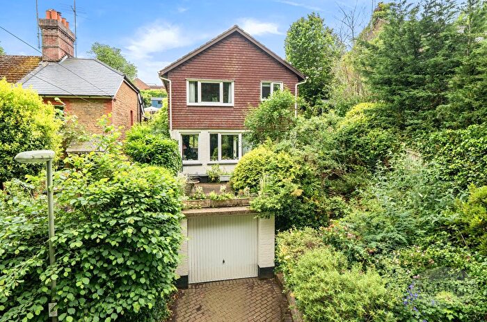 4 Bedroom Detached House For Sale In Eashing Lane, Godalming, Surrey, GU7