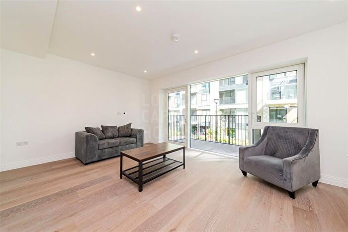 1 Bedroom Flat To Rent In Savoy House, Lockgate Road, London, SW6