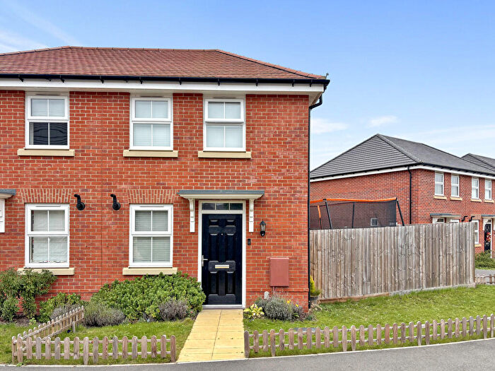 2 Bedroom Semi Detached House For Sale In Melvin Way, Woolpit, IP30