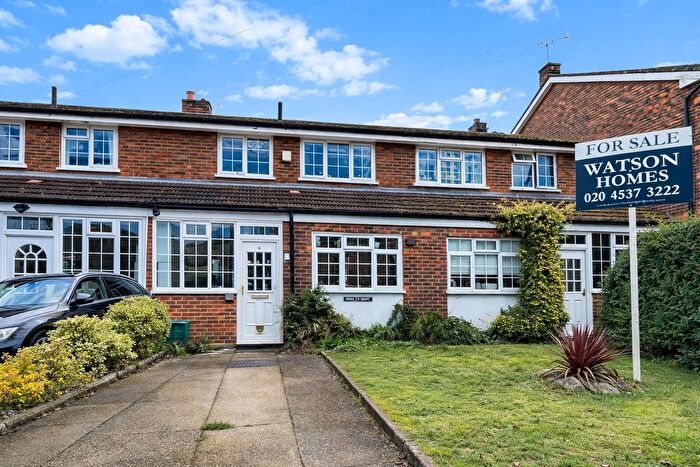 3 Bedroom Property For Sale In Eaton Road, South Sutton, SM2