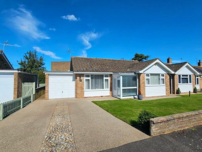 2 Bedroom Detached Bungalow For Sale In Lympne, CT21