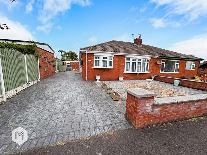 2 Bedroom Bungalow For Sale In Grosvenor Avenue, Lowton, Warrington, Greater Manchester, WA3