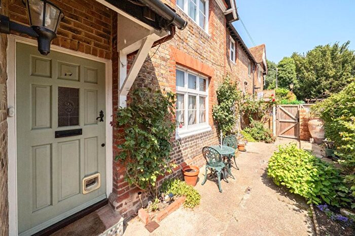 2 Bedroom Semi-Detached House For Sale In King Stable Street, Eton, SL4