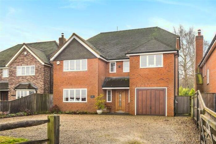 4 Bedroom Detached House To Rent In Woodperry Road, Beckley, OX3