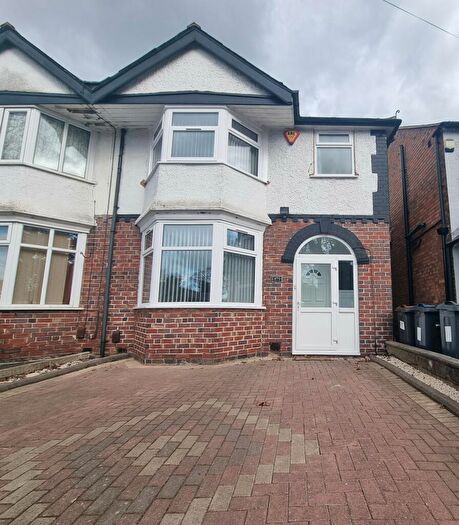 3 Bedroom Semi-Detached House To Rent In Shirley Road, Hall Green, Birmingham, B28