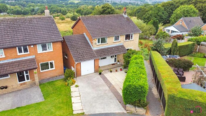 4 Bedroom Detached House For Sale In Richmond Avenue, Burnley, BB10