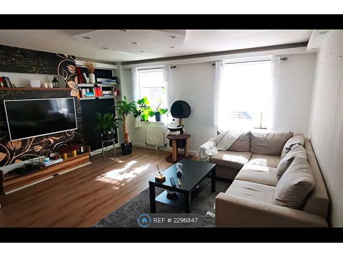 3 Bedroom Terraced House To Rent In Over Drive, Bristol, BS34