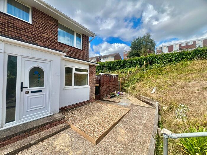 2 Bedroom Maisonette To Rent In Silver Birch Close, Southampton, Hampshire, SO19
