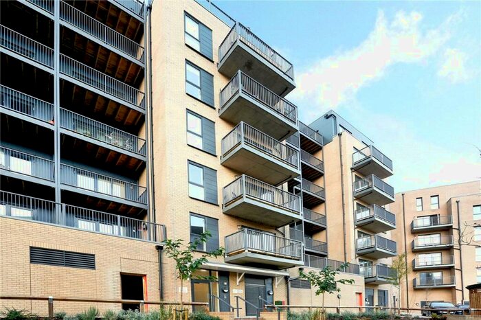 2 Bedroom Flat To Rent In The Point, London, IG2