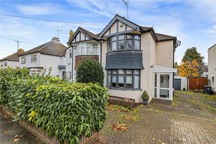 3 Bedroom Semi Detached House For Sale In Hood Avenue, Orpington, Kent, BR5