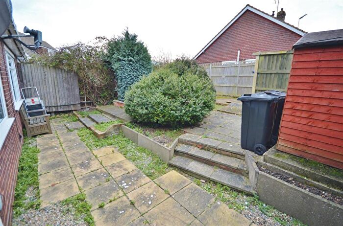 2 Bedroom Semi-Detached Bungalow For Sale In Viking Way, Holland-on-Sea, CO15