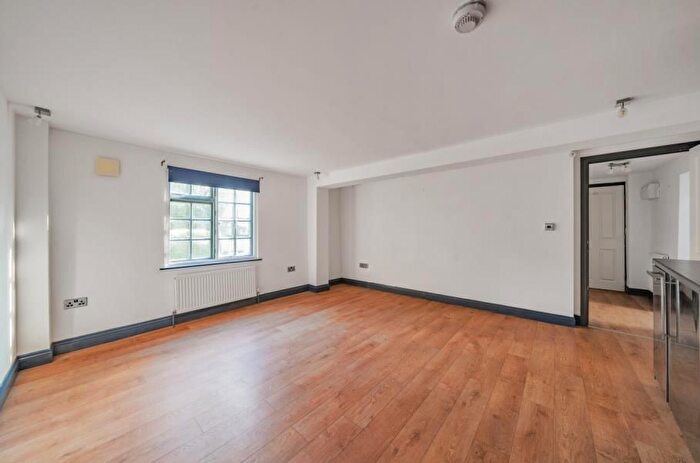 1 Bedroom Flat To Rent In Mill Lane, Guildford, GU1