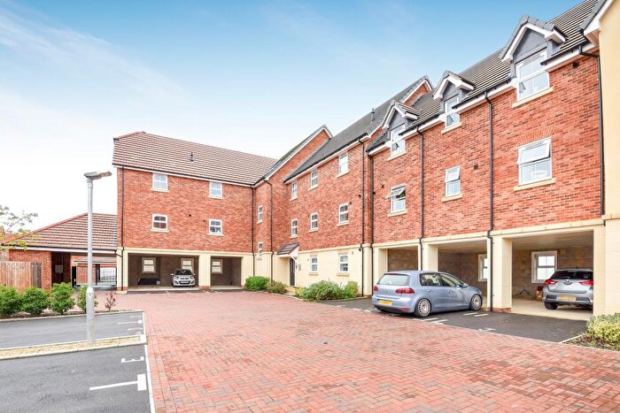 2 Bedroom Apartment To Rent In Newbury, Newbury, RG14