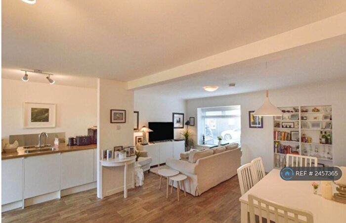 3 Bedroom End Of Terrace House To Rent In Wilson Street, Largs, KA30