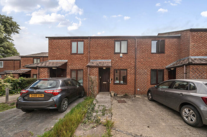 2 Bedroom Terraced House For Sale In Webbs Close, Wolvercote, Oxford, OX2