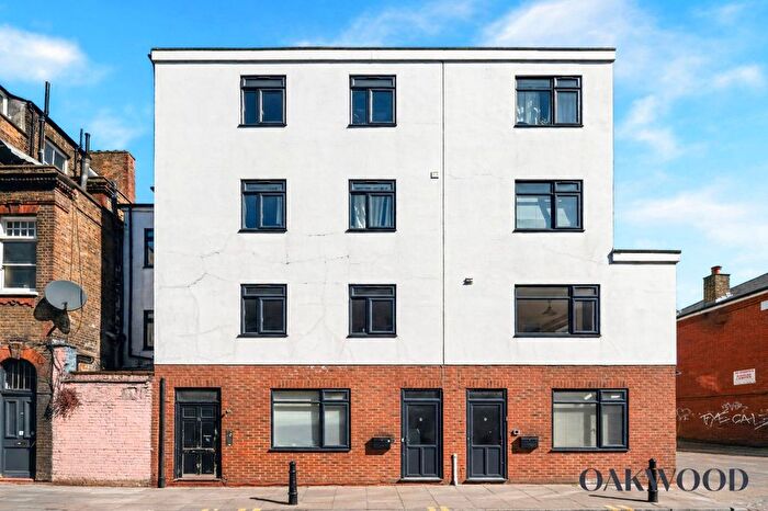 1 Bedroom Flat For Sale In Windus Road, London, N16