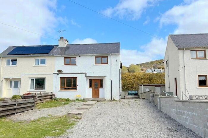 4 Bedroom Semi-Detached House For Sale In , MacDonald Place, Rogart, Sutherland, IV28