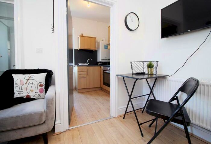 1 Bedroom Apartment To Rent In Apartment, Chepstow Road, Casnewydd, Newport, NP19