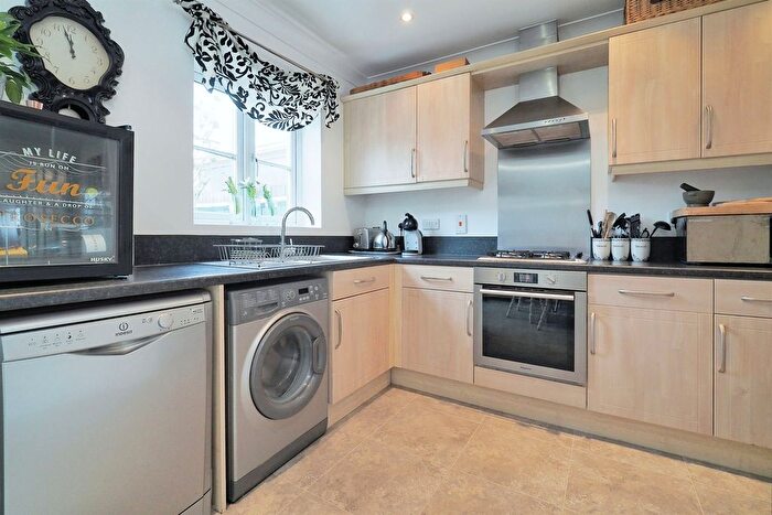 3 Bedroom End Of Terrace House For Sale In Kilford Close, Amesbury, Salisbury, SP4