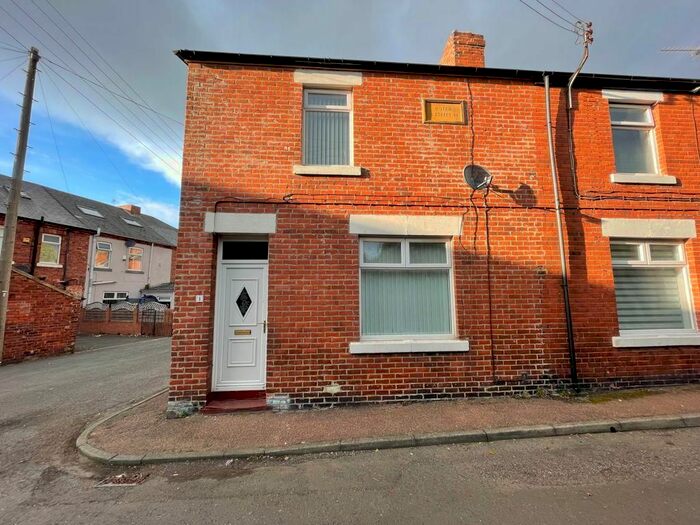 2 Bedroom End Of Terrace House To Rent In Wilfred Street, Birtley, Chester Le Street, DH3