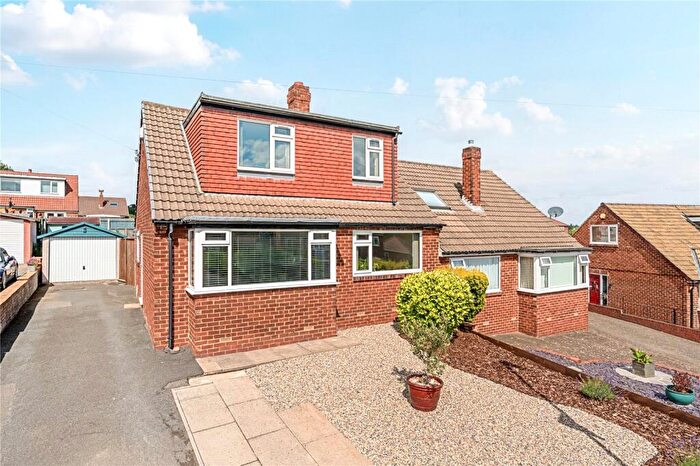 3 Bedroom Bungalow For Sale In Springbank Road, Farsley, Pudsey, West Yorkshire, LS28
