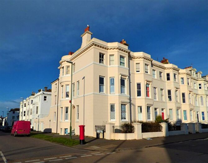 1 Bedroom Apartment To Rent In St. Augustine Road, Littlehampton, BN17