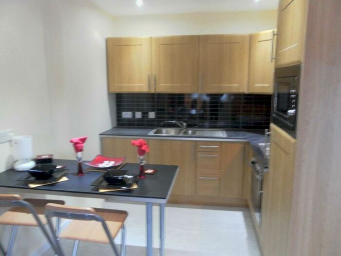 1 Bedroom Flat To Rent In Flat - Bristol Road, Selly Oak, Birmingham, B29
