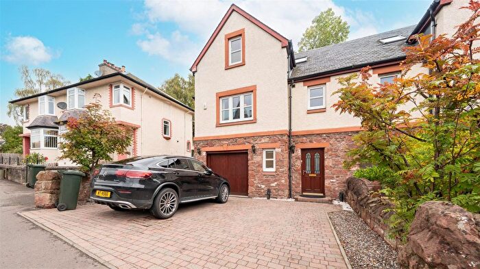 4 Bedroom Property For Sale In Glasgow Road, Perth, PH2