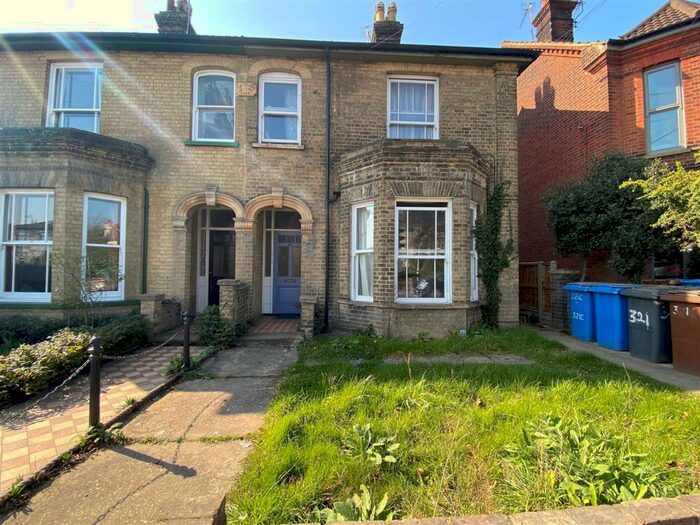 2 Bedroom Flat To Rent In Norwich Road, Ipswich, IP1