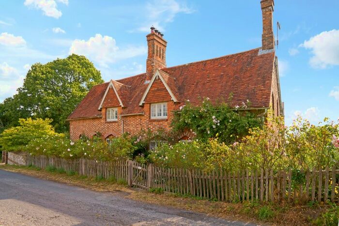 2 Bedroom Cottage To Rent In Oxenwood, Marlborough, SN8