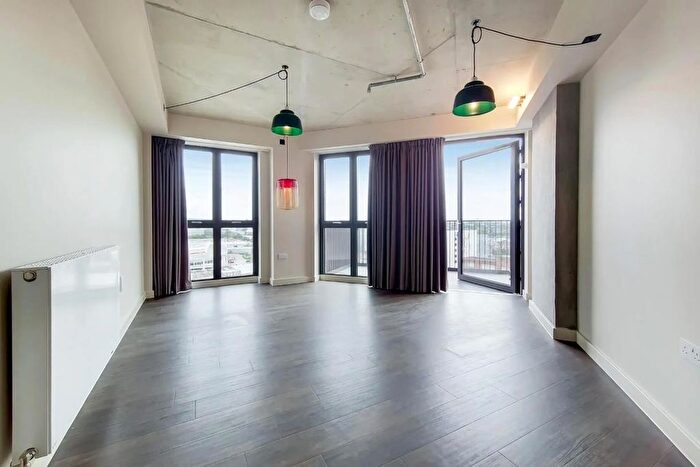 3 Bedroom Flat To Rent In The Robinson, Wembley Park | London, HA9