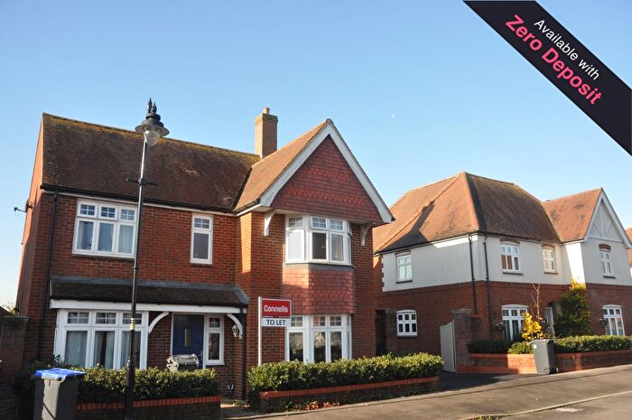 4 Bedroom Property To Rent In Redworth Drive, Amesbury, Salisbury, SP4