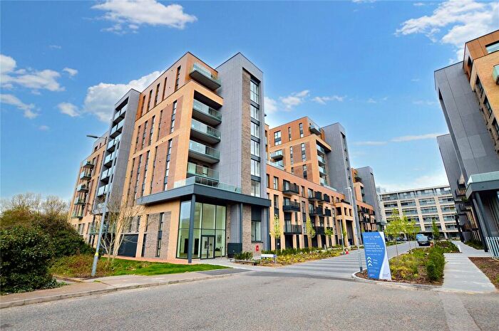 2 Bedroom Apartment To Rent In Edinburgh Gate, Harlow, Essex, CM20