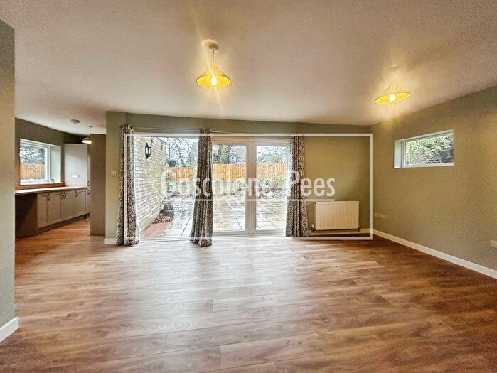 3 Bedroom Bungalow To Rent In Vine Tree Close, Tadley, RG26