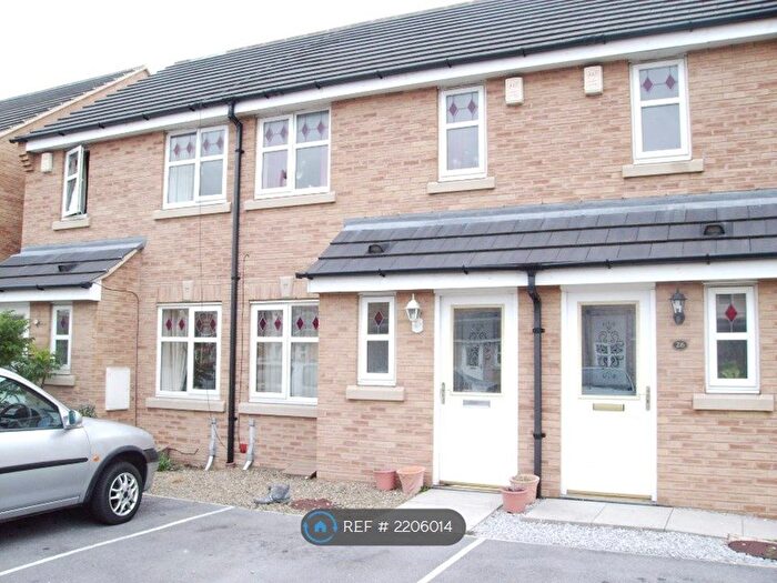2 Bedroom Terraced House To Rent In Hoctun Close, Castleford, WF10
