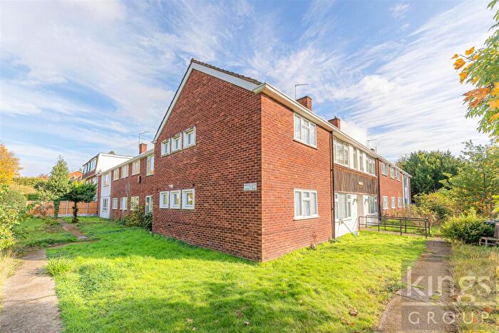 2 Bedroom Flat For Sale In London Road, Enfield, EN2