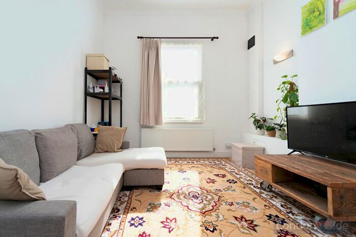 2 Bedroom Flat To Rent In B, Goldney Road, London, W9